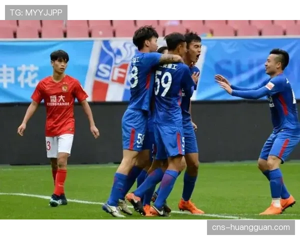 云南玉昆冬窗投入2.6亿引援,17岁国青新星领衔冲亚冠 云南玉昆冬窗投入2.6亿引援,17岁国青新星领衔冲亚冠